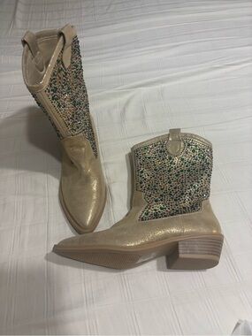 Embellished Gold Mardi Gras Boots - Women's Sparkle Cowboy Boot